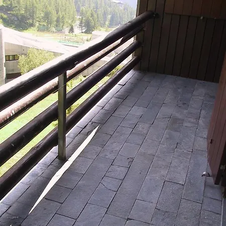 クロモセラピー アパート ブレウイル・チェルヴィナイア