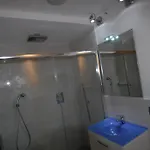 Cromotherapy Апартаменти *